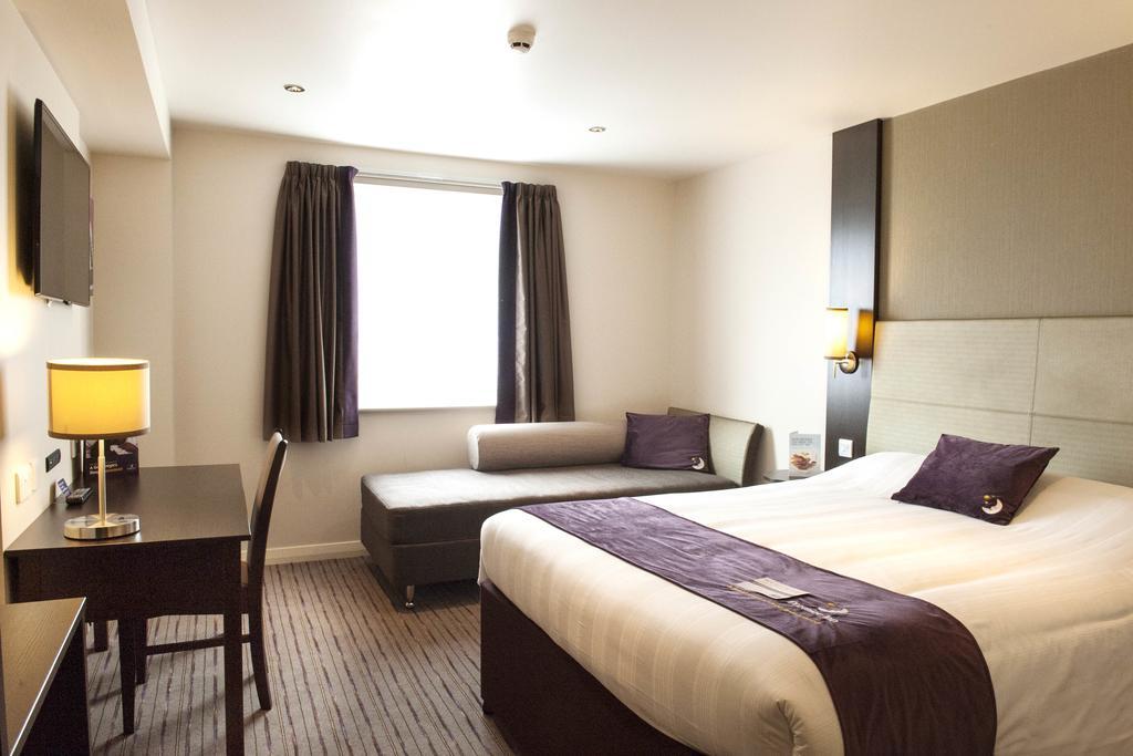 Premier Inn Dundee Centre Exterior foto